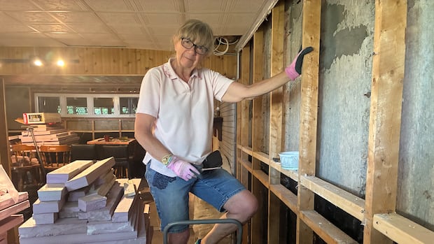 40 years, no floods. Now her Montreal home's been hit 3 straight years. What's changed?