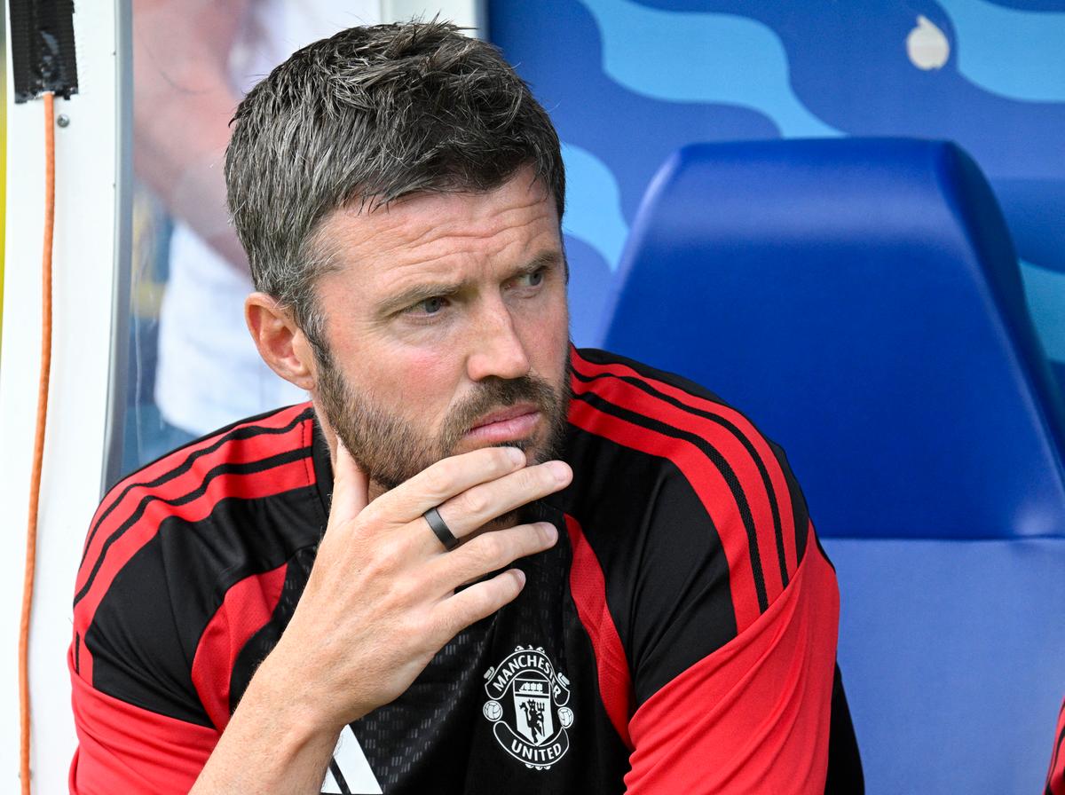 Man Utd eye transfer clearout as Carrick puts FOUR stars up for sale - London Evening Standard