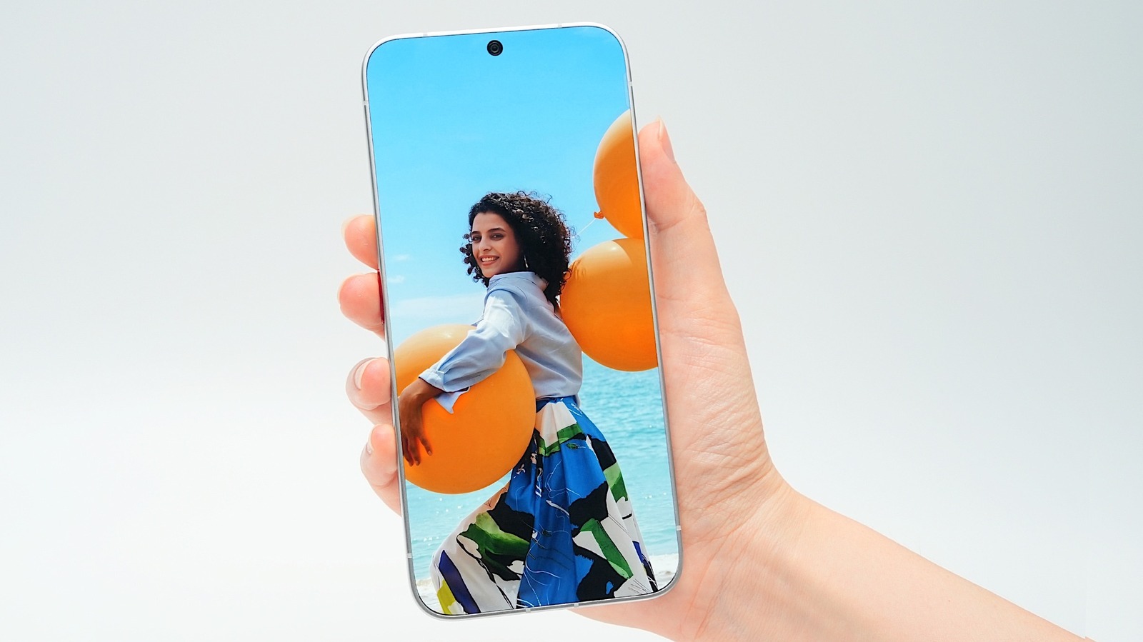 Tecno's New Concept May Be The First Truly Bezel-Less Smartphone