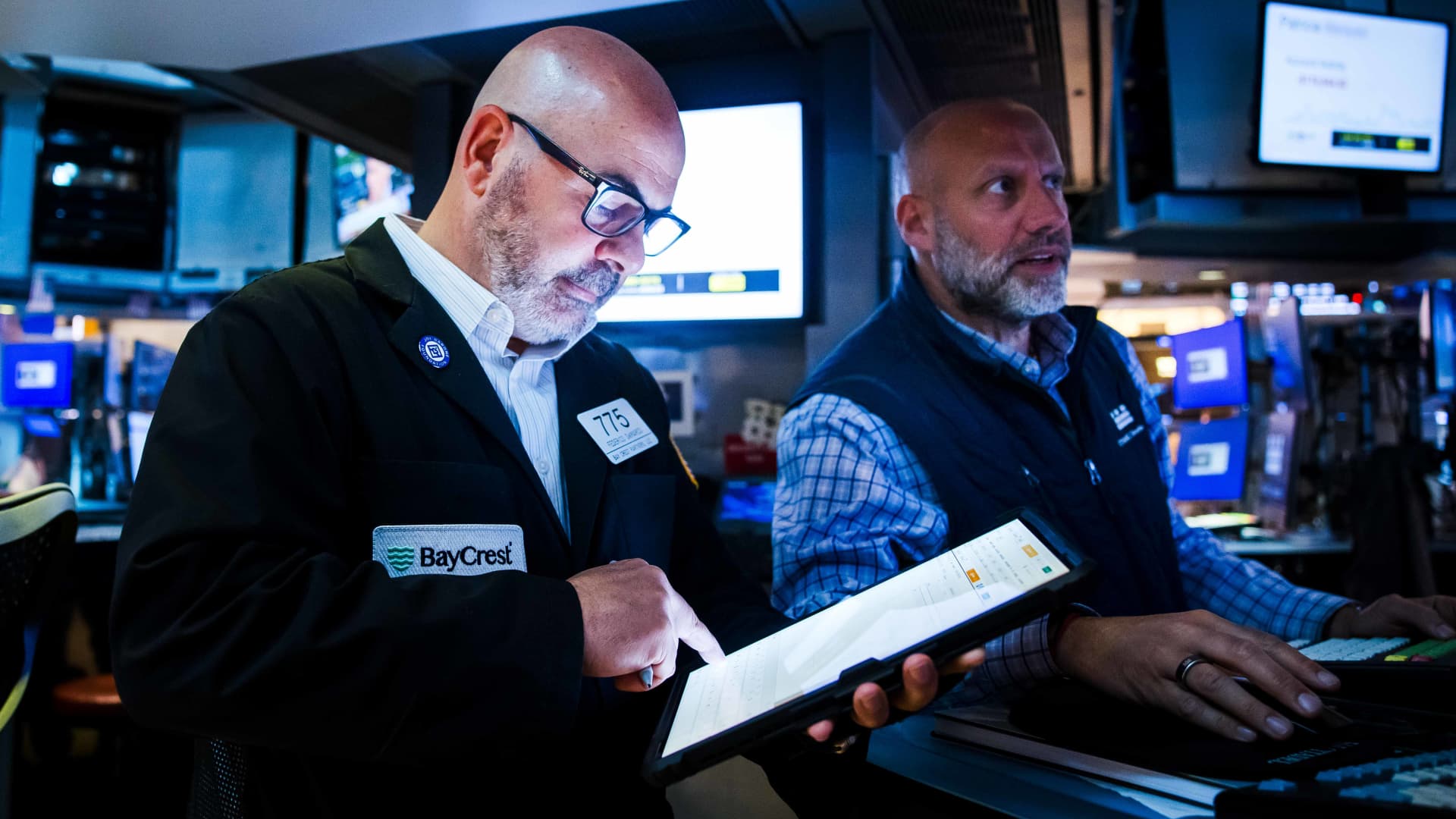 Stock market today: Live updates