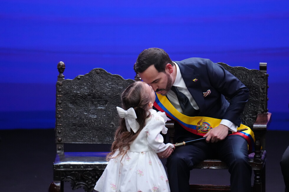 Abelardo de la Espriella sworn in as Colombia's president in Cali