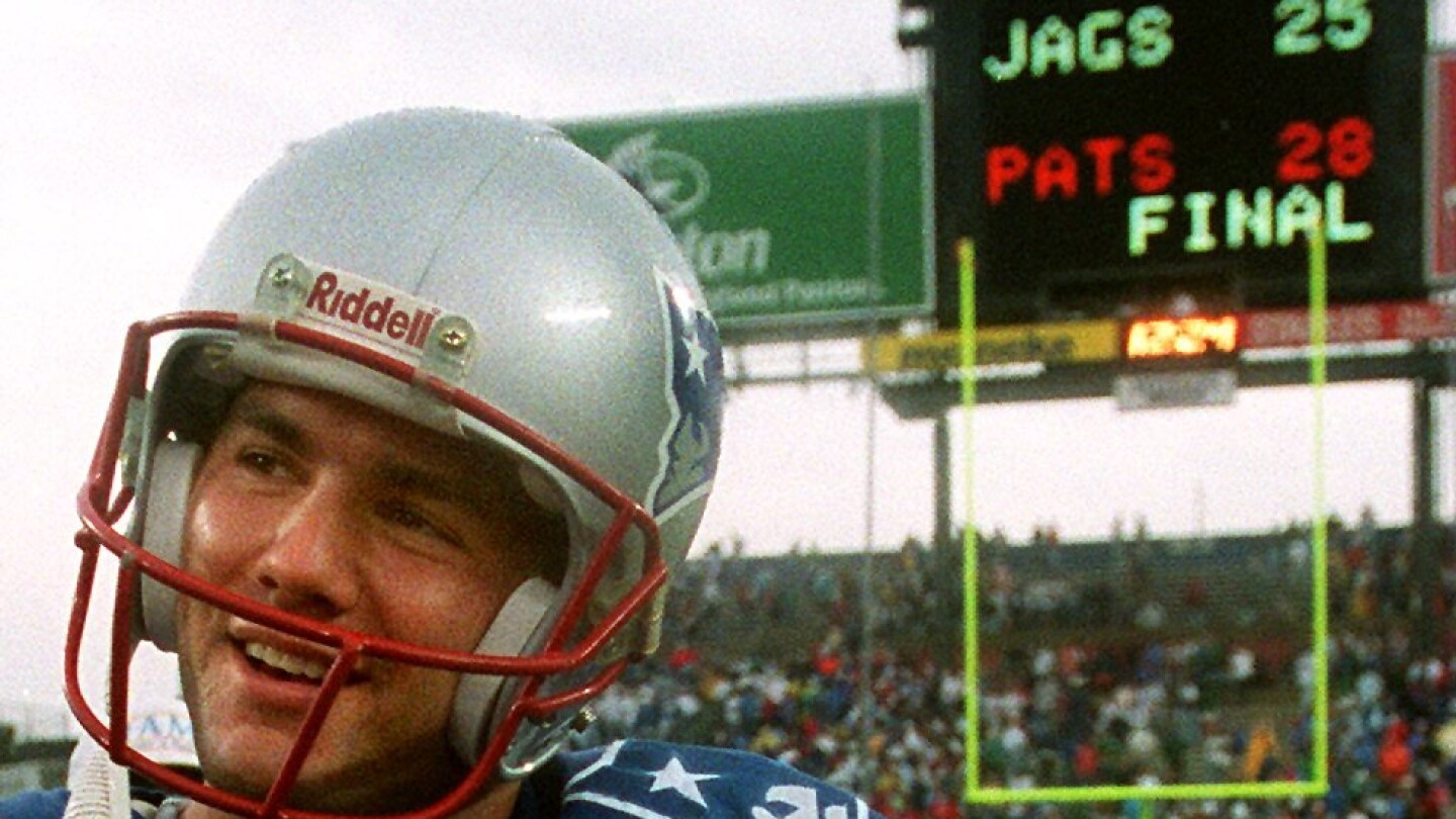 Adam Vinatieri once chased down Herschel Walker