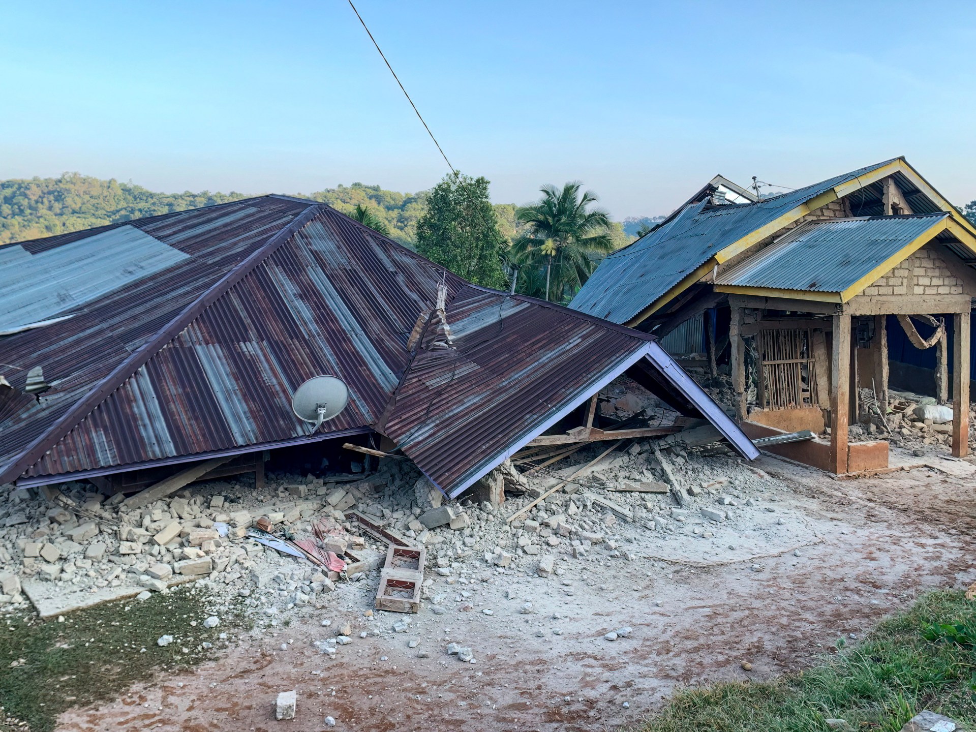 At least five killed as magnitude 7.7 quake hits Indonesia | Earthquakes News