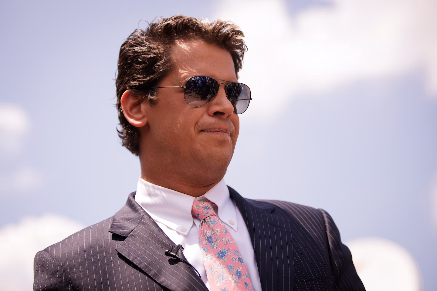 British far-right provocateur Milo Yiannopoulos deported by ICE