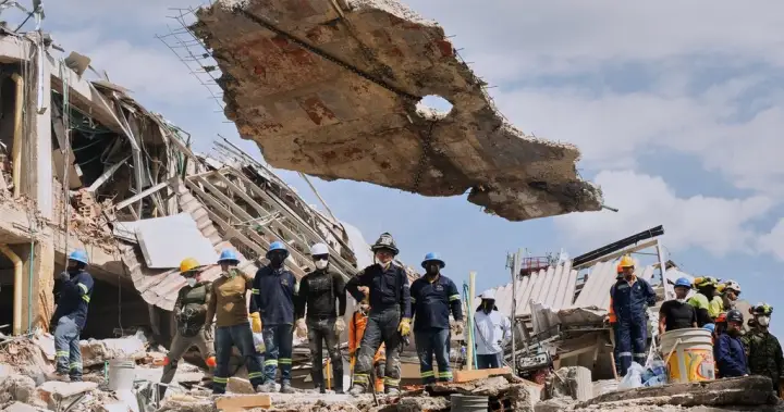 Colombia’s president asks Trump to suspend tariffs amid earthquake recovery - National