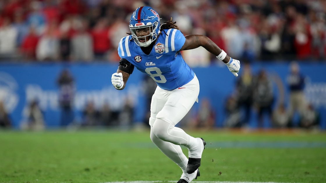 Dae'Quan Wright Waived by Browns, TE Linked to Lane Kiffin's LSU as CFB Transfer Portal Landing Spot