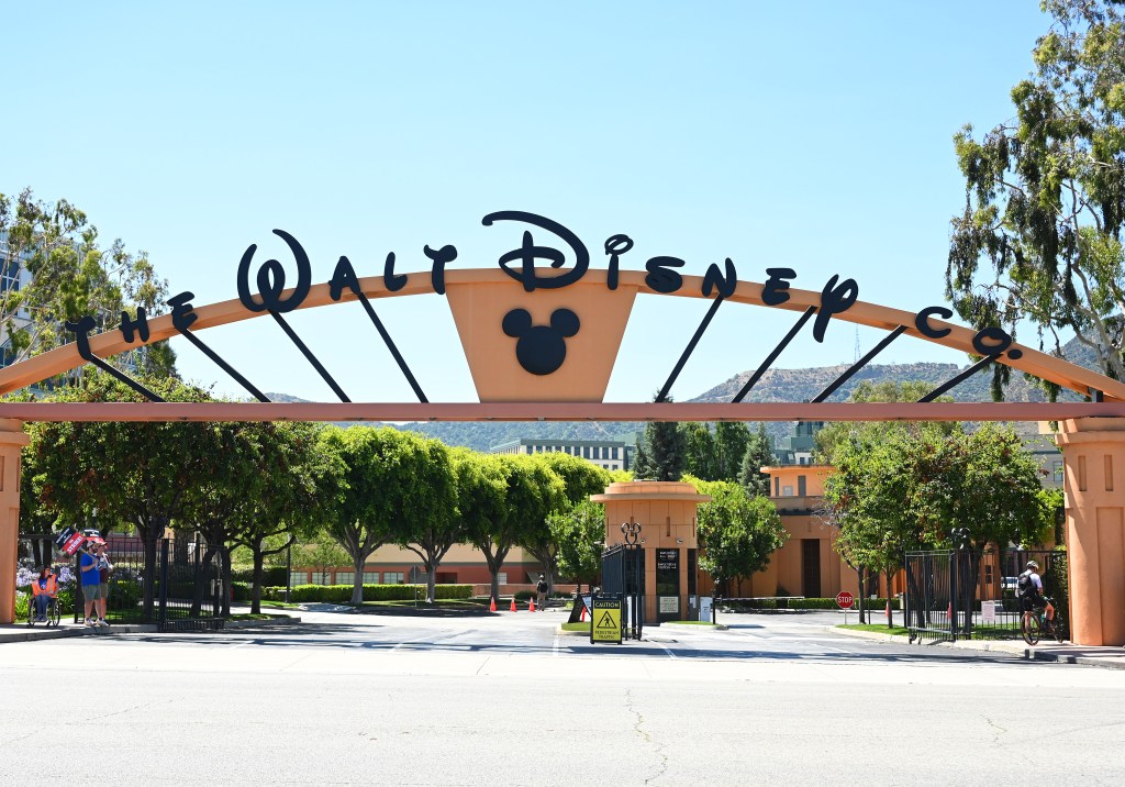 Disney Offering Voluntary Early Retirement Packages To Execs (Exclu)