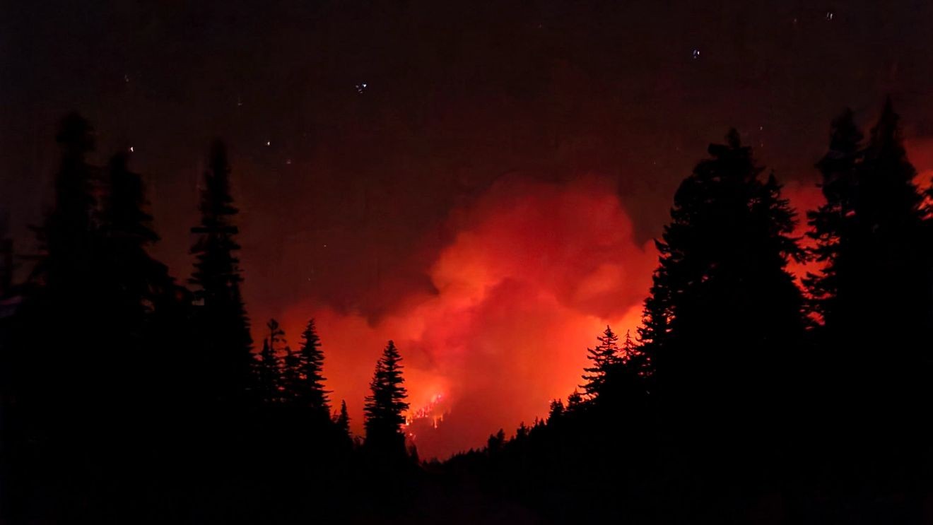 Grasshopper Fire surpasses 54K acres, now 23% contained as flames advance toward Hwy 35