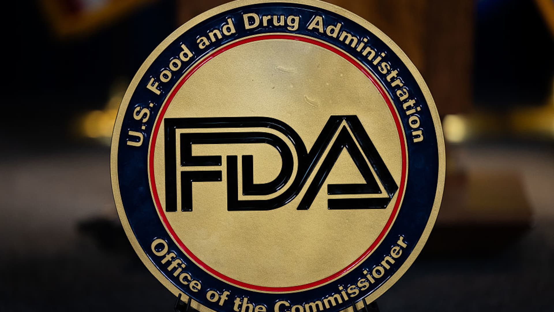 HHS plans new FDA leadership roles for technology, drugs