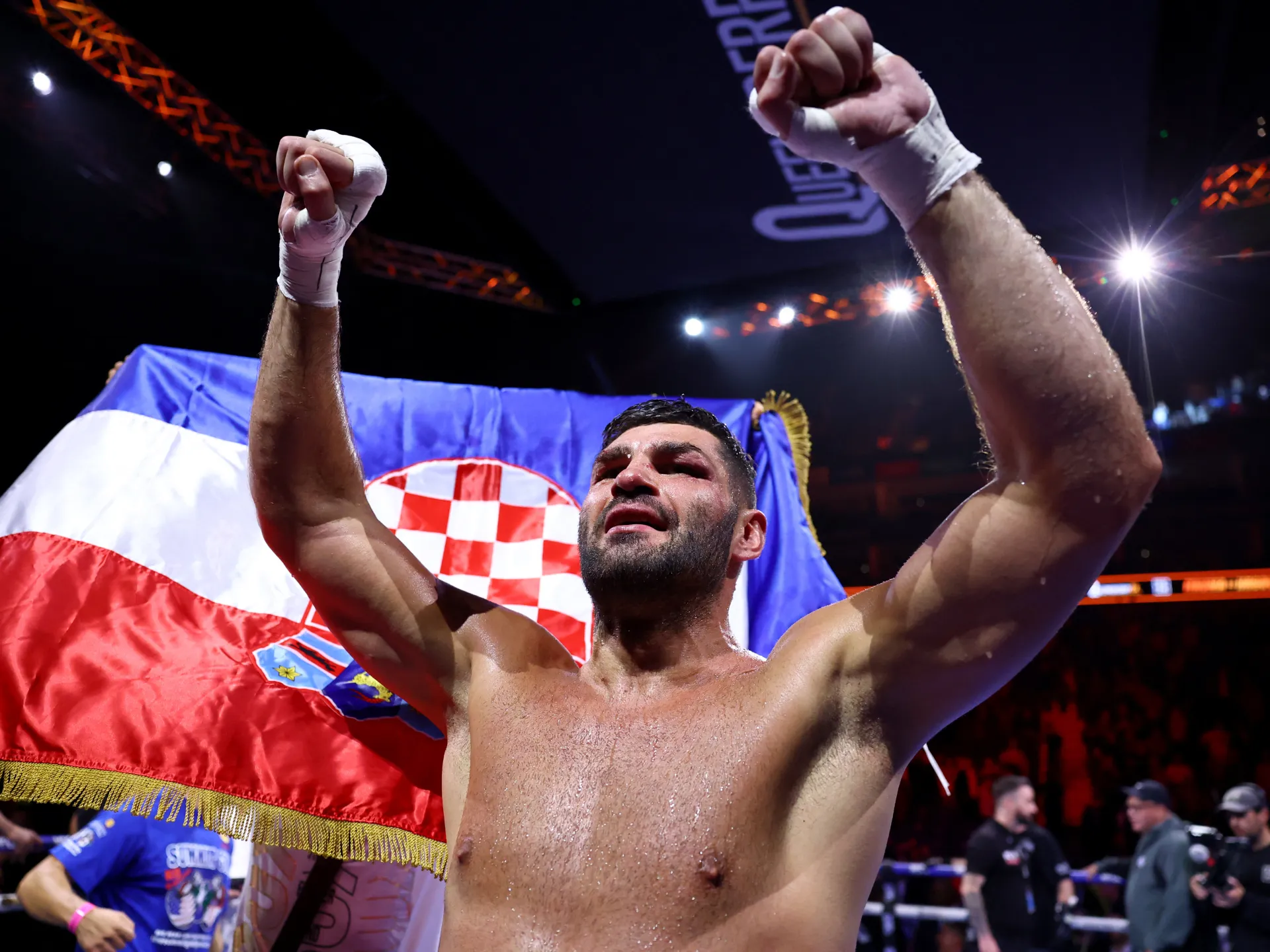 Hrgovic wins IBF world heavyweight boxing title as Itauma hospitalised | Boxing News