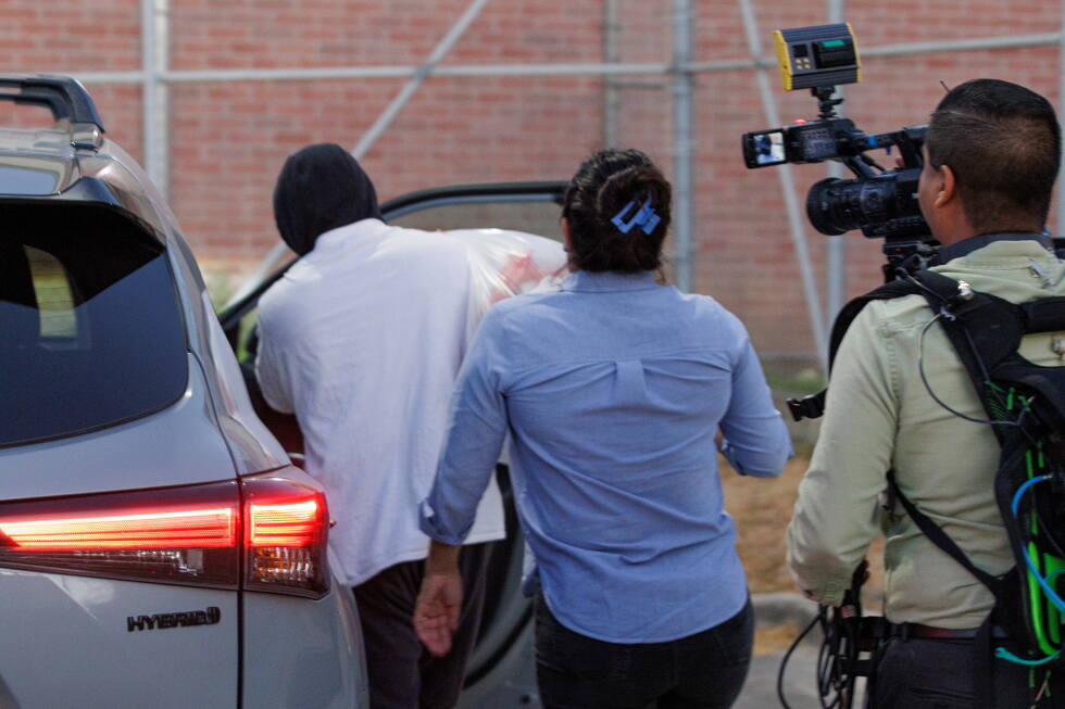 ICE officer's release escalates fight between states over extradition