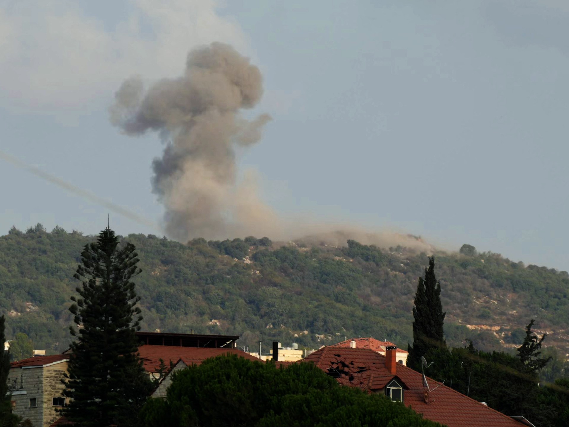 Israeli strikes kill 11 in southern Lebanon as attacks intensify | Israel attacks Lebanon News