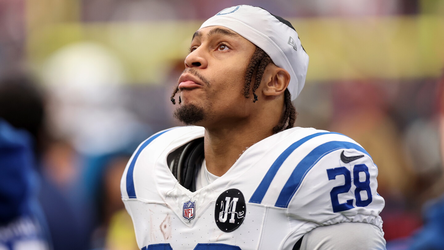 Jonathan Taylor agrees to two-year extension with Colts