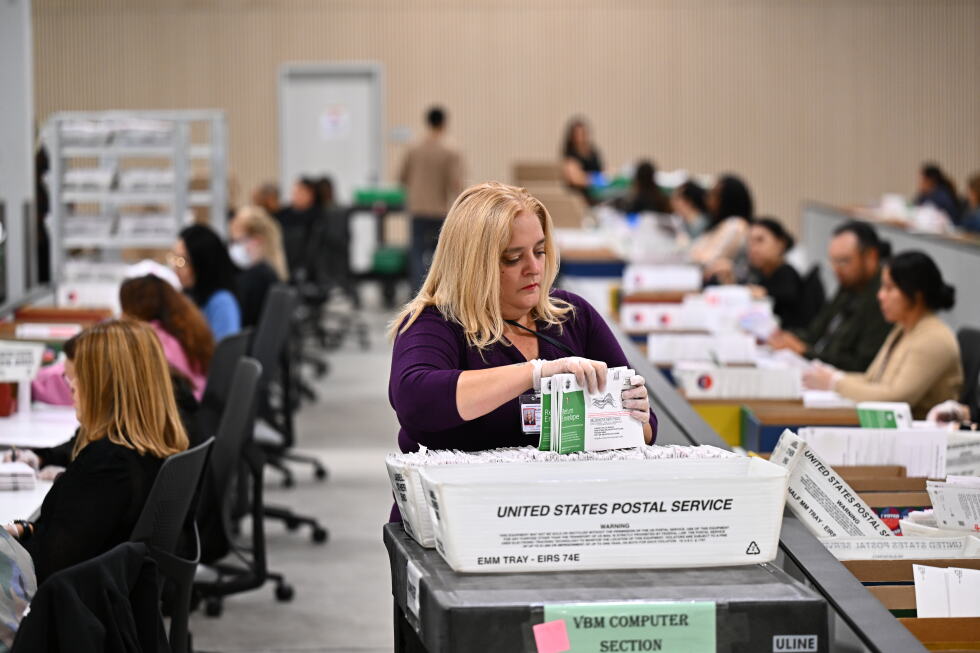 Judge removes legal obstacle to Trump mail voting order, but new challenges are rising