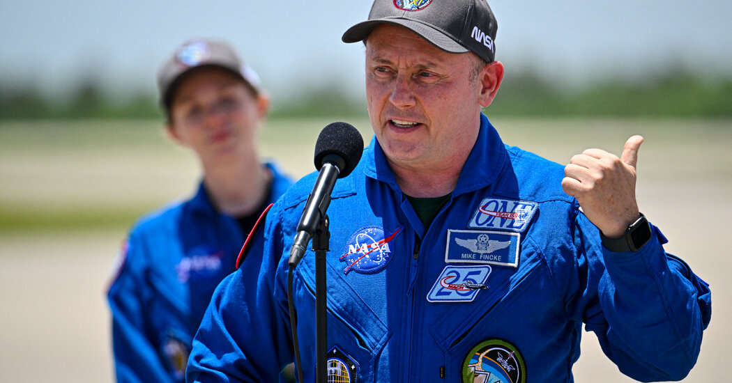 Mike Fincke, NASA Astronaut Whose Health Scare Led to I.S.S. Evacuation, Has Retired