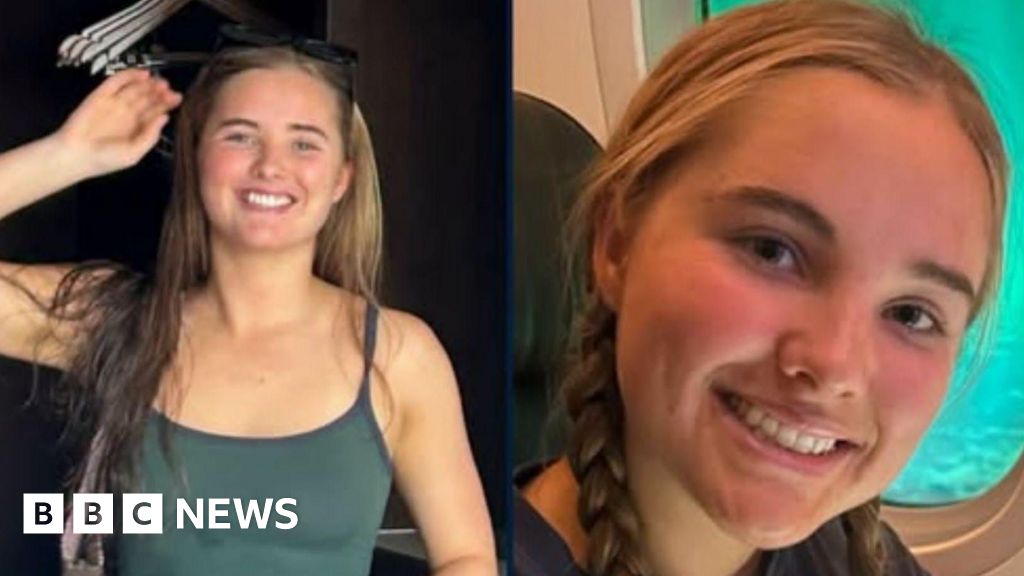 Missing teen hiker found dead in Australian bush after eight-day search - BBC