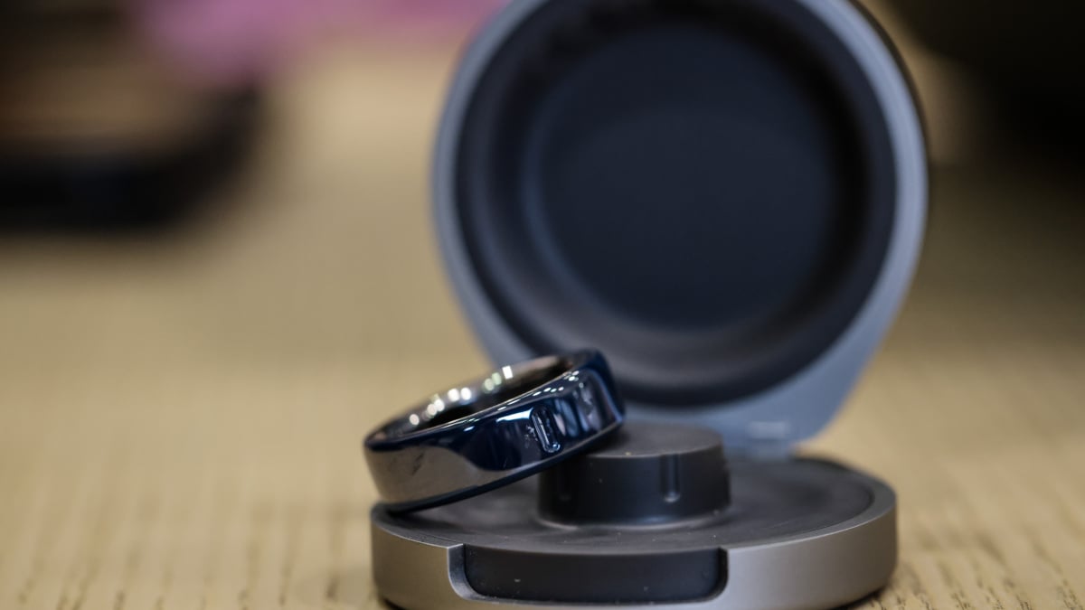 Oura lawsuit alleges the rings don't accurately track sleep