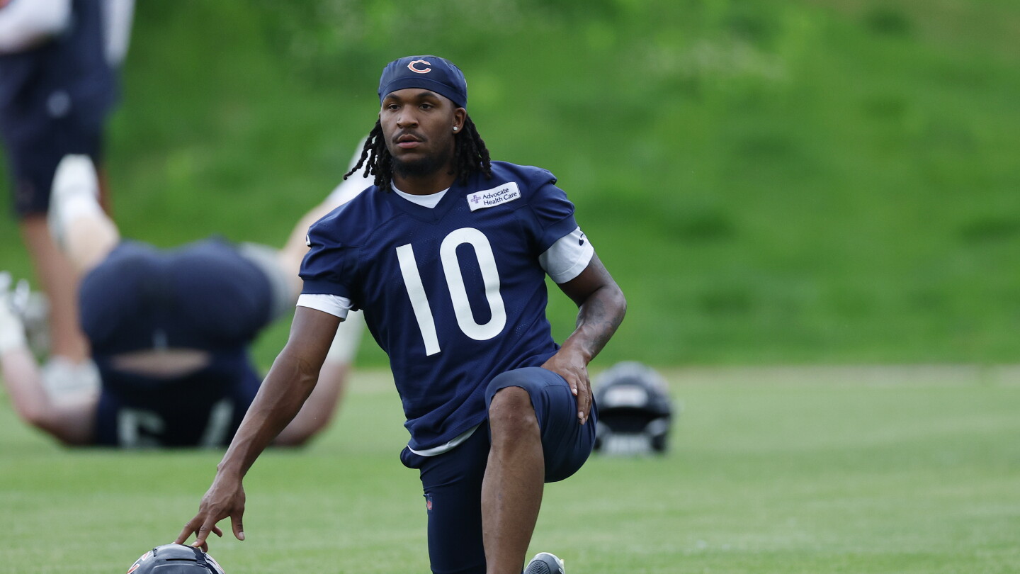 Report: Luther Burden to miss time with groin injury