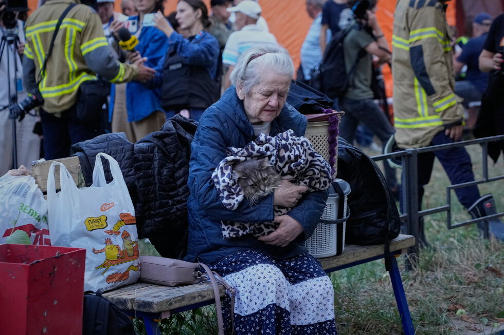 Russian missile and drone barrage of Ukraine kills at least 16