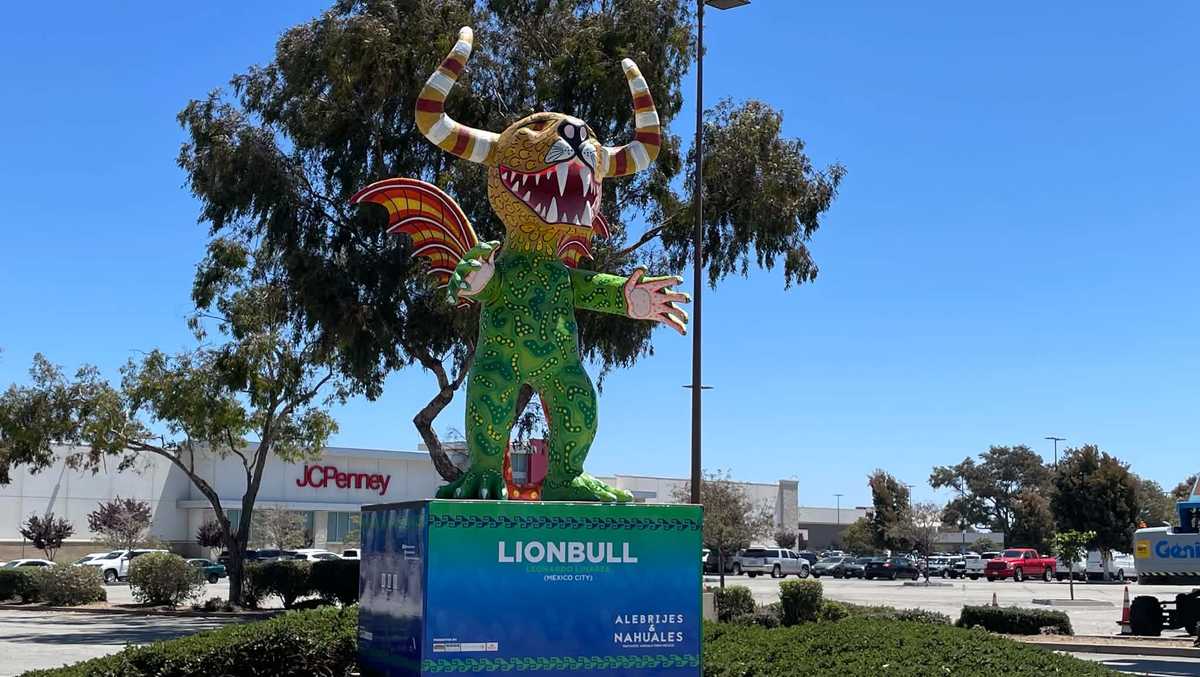 Salinas becomes an art gallery with sculptures inspired by Mexican culture around town