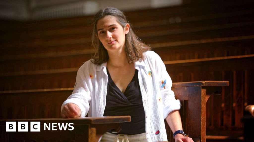 The Cambridge University lecturer who kept her Tourette's secret