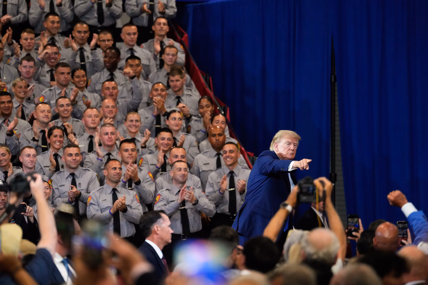 Trump stumps in N.Y. suburbs, highlighting a dilemma for his party - The Washington Post