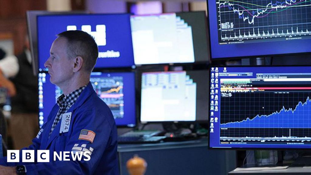US borrowing costs rise as attempts to ease rates prove short-lived - BBC
