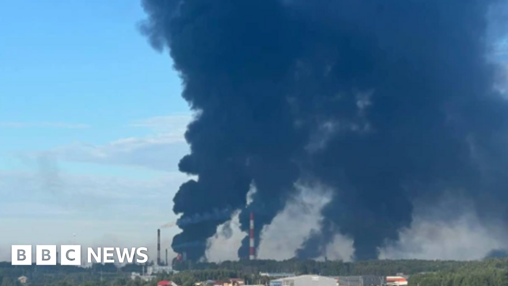 Ukraine says two Russian oil refineries hit, as Moscow targets energy sites - BBC