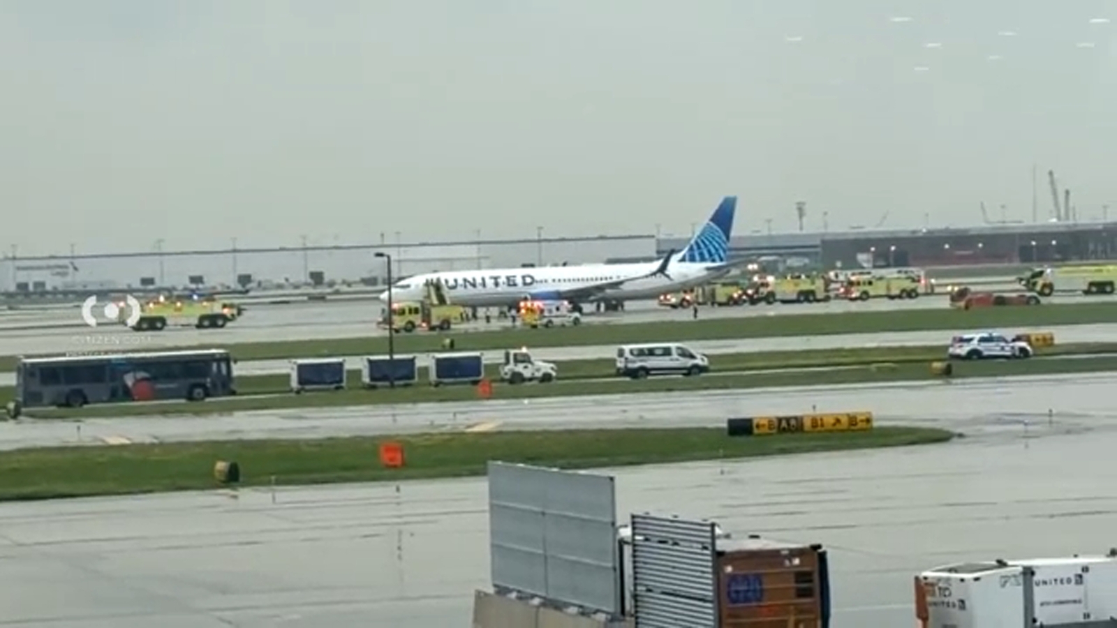 United Airlines Flight 455 blows tire during takeoff at Chicago O'Hare International Airport: FAA; video shows emergency response