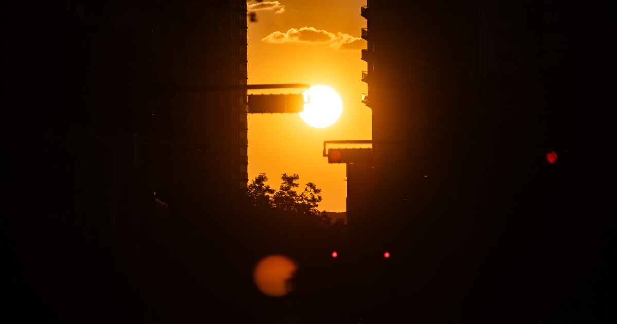 ‘Austinhenge’ is back! See the twice annual sunset phenomenon
