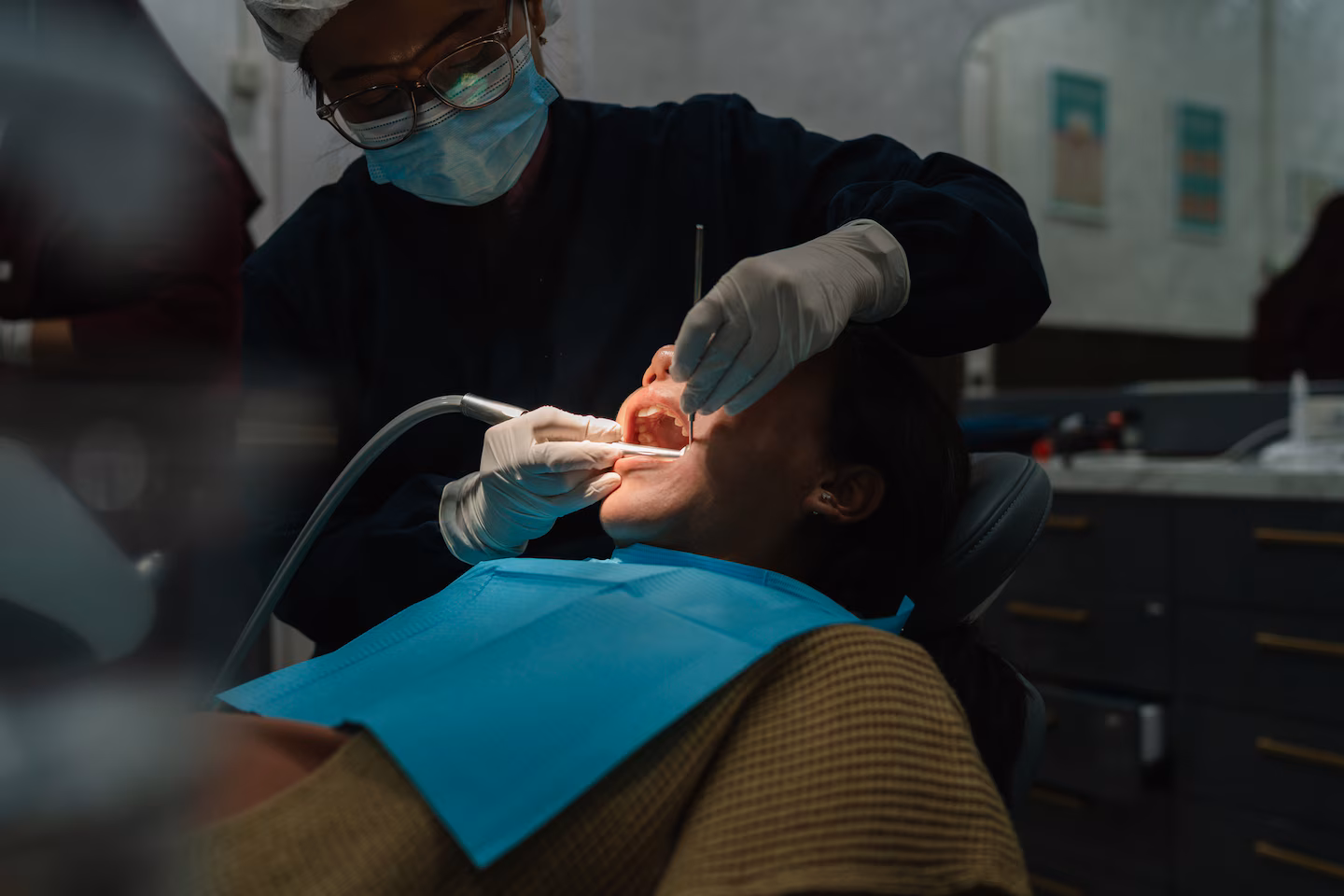 5 subtle symptoms dentists say you should never ignore
