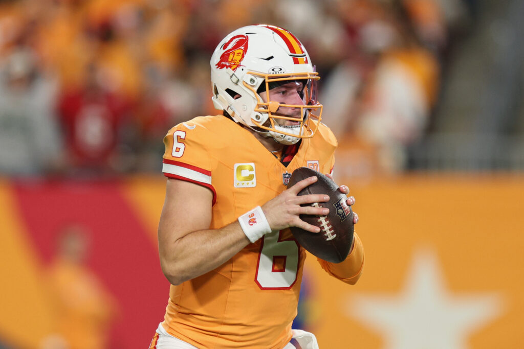 Bucs Sign QB Baker Mayfield To Extension