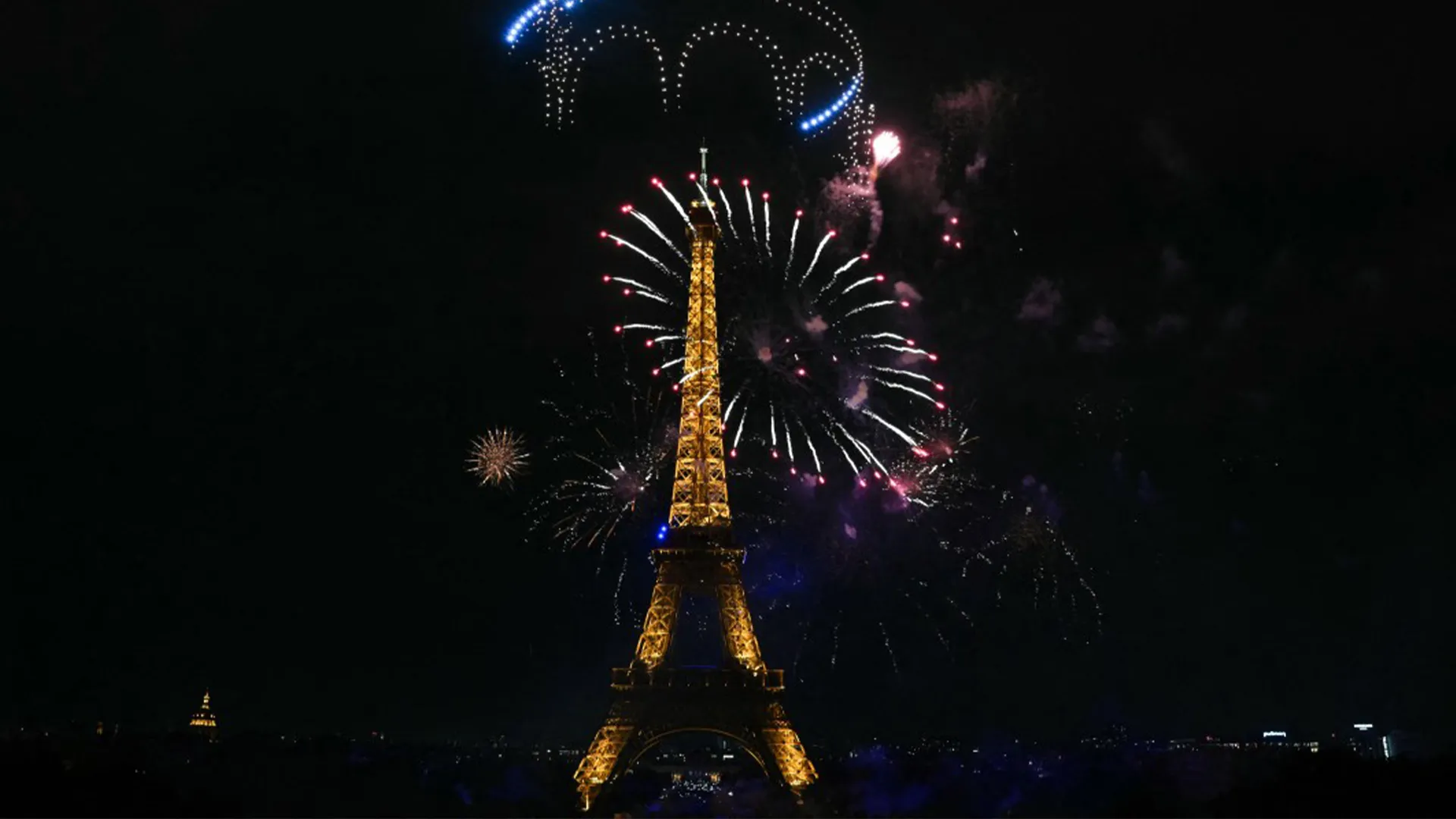 Eiffel Tower closed in row over women removed for Hindu group | Gender Equity News