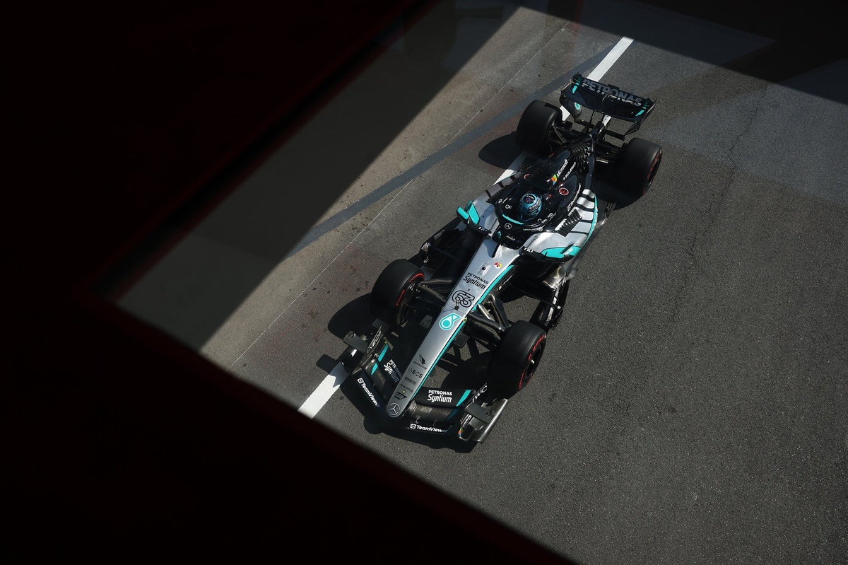 F1 Azerbaijan GP: Russell tops FP2 from Antonelli as Lindblad crashes