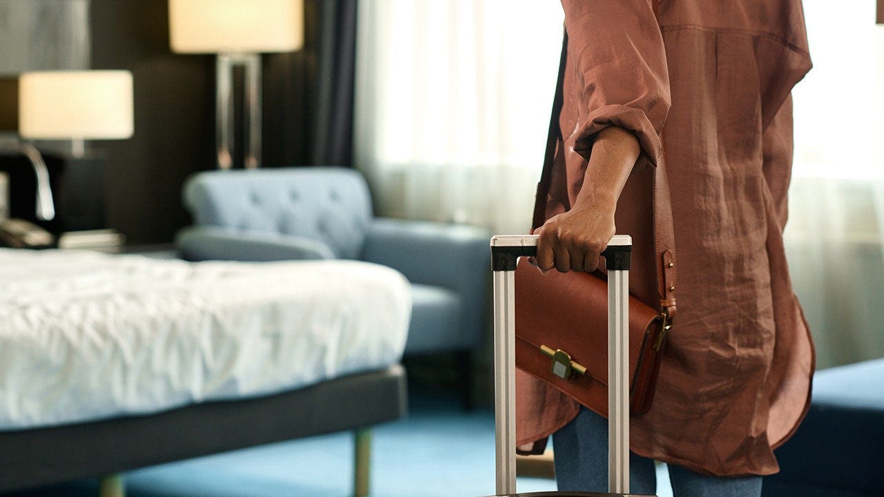 Flight attendants perform a 6-step 'hotel room autopsy' upon arrival