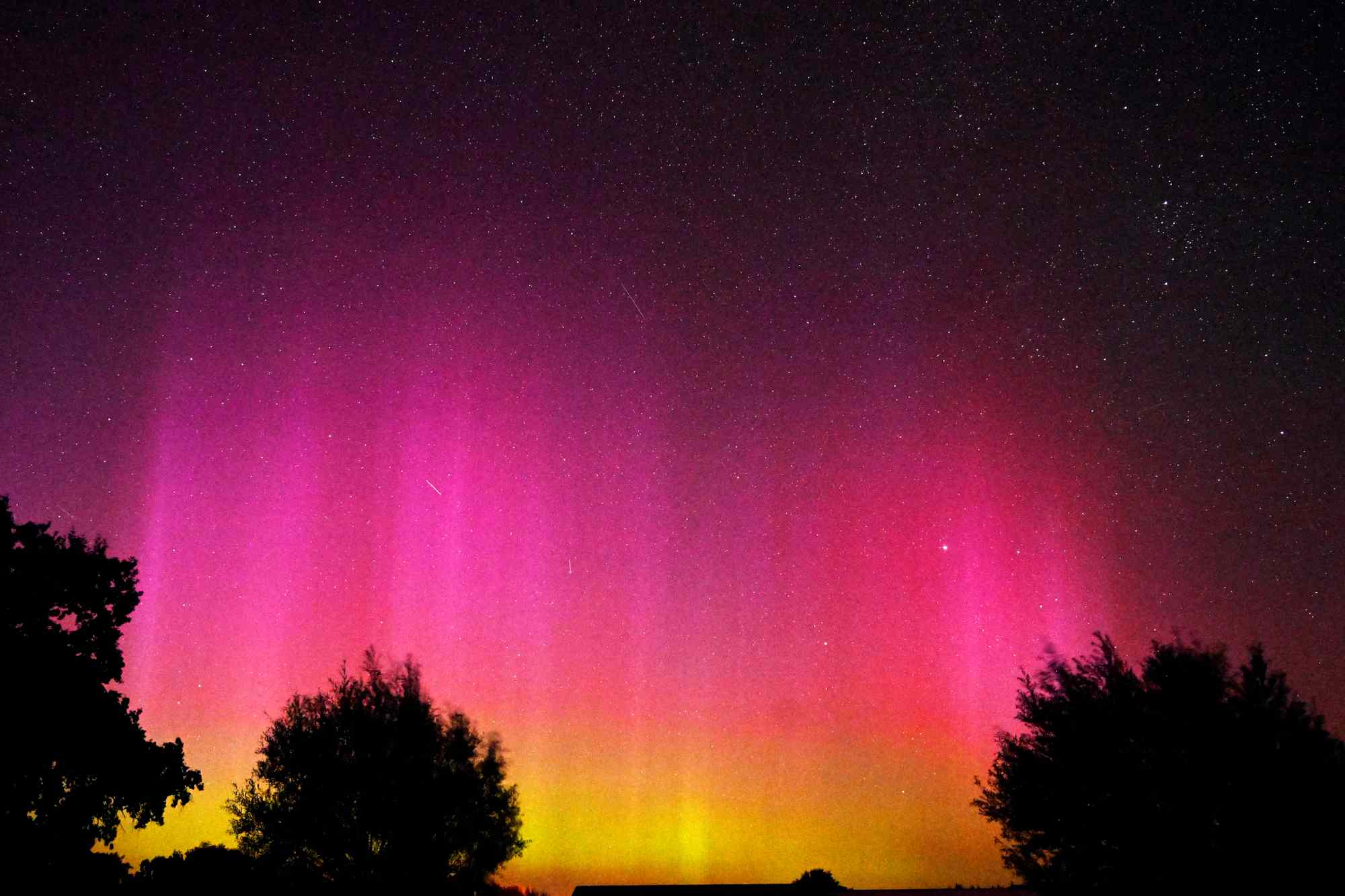 How to Watch the Northern Lights from 12 States Tonight