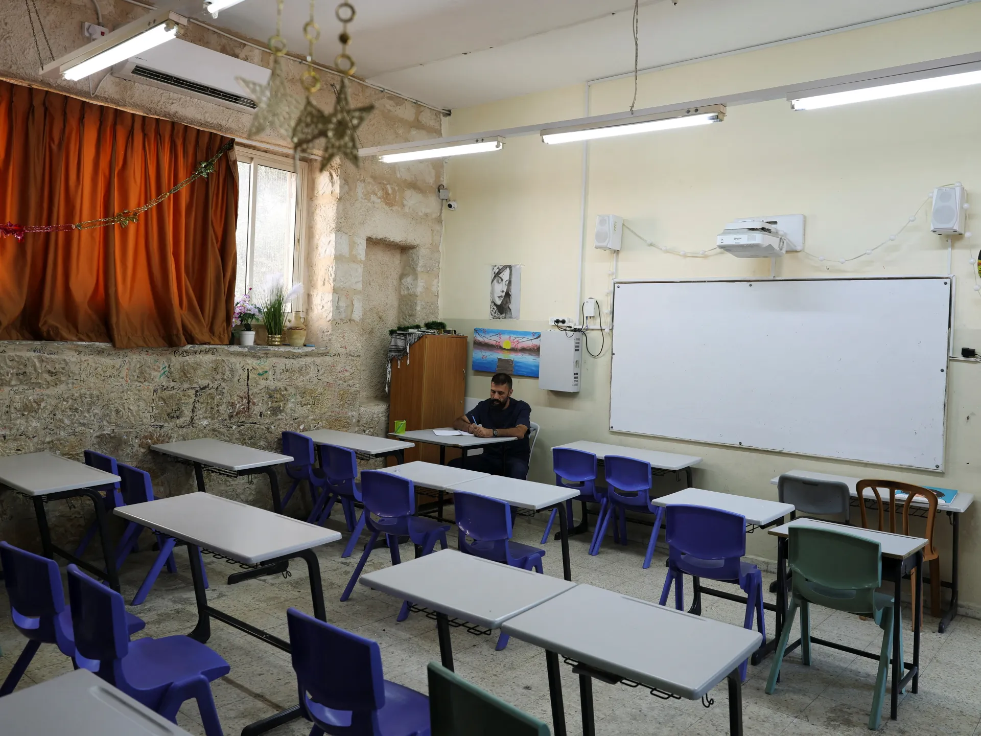 Jerusalem schools strike after Israel enforces curriculum and bans teachers | Education News