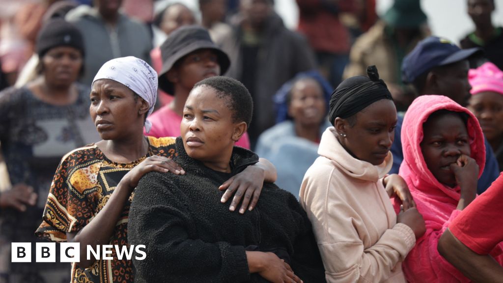 Kempton Park killings: Ninth woman's body found in South Africa's Dawn Park - BBC