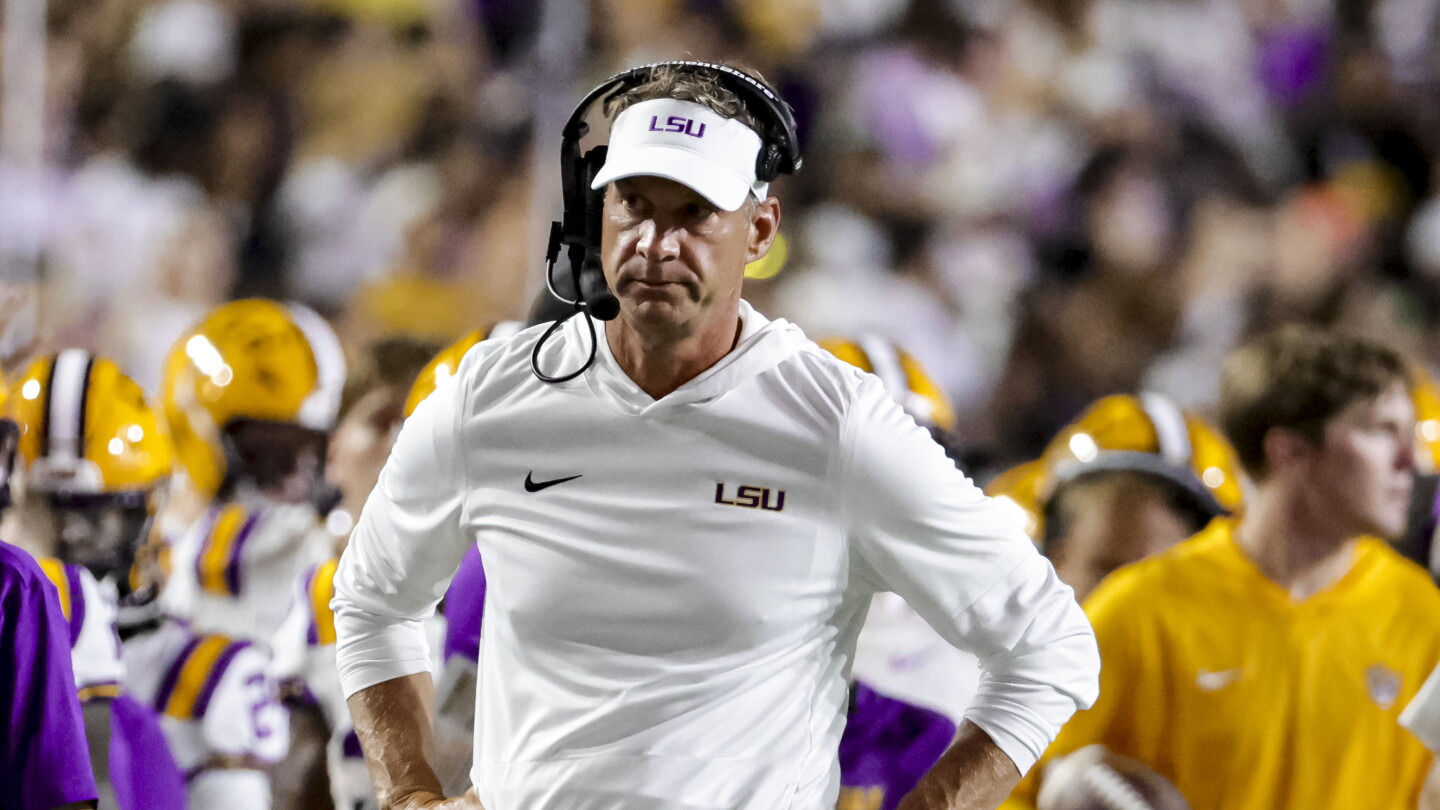 Lane Kiffin on his haltfime wisecrack: "Everybody hates you. They can't hate you much more."