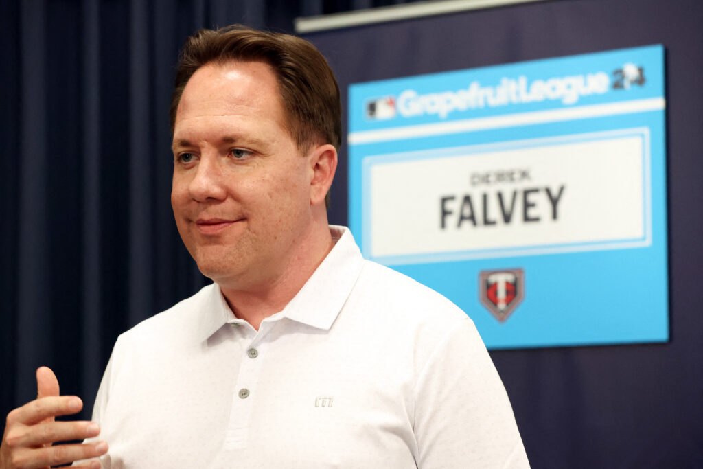 Mets Hire Derek Falvey For Front Office Role
