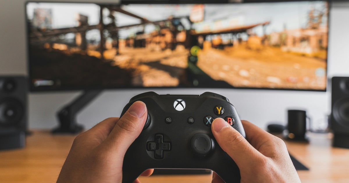 Microsoft files patent for "ad-credit" system to show ads on PC and Xbox without disrupting gameplay