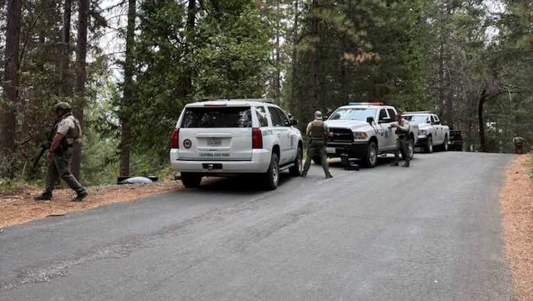 Placer County deputies search for murder suspect, Iowa Hill residents asked to stay inside
