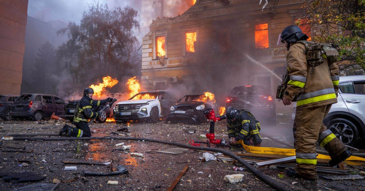 Russia pounds Ukraine’s Kyiv after deadly strike on Academy of Sciences | Russia-Ukraine war News