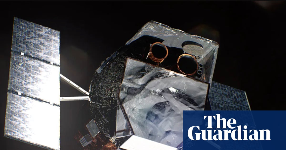 Spacecraft returns to Earth after rescue mission for ageing Nasa telescope fails | Nasa