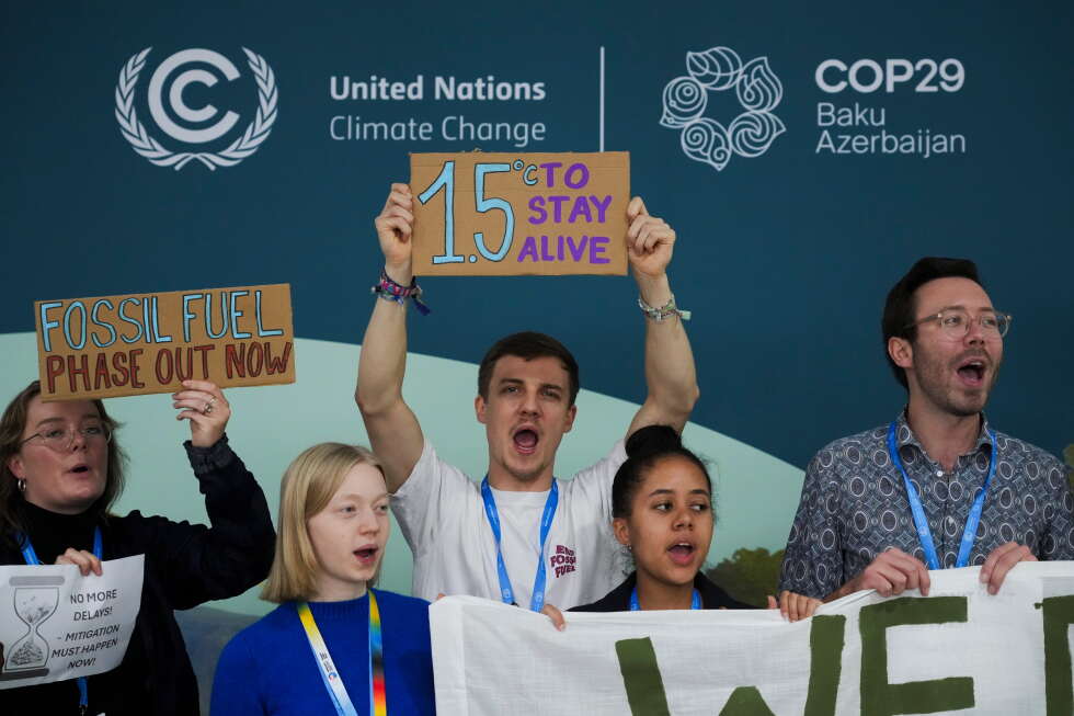 UN charts retreat in fight to limit climate change, but not giving up
