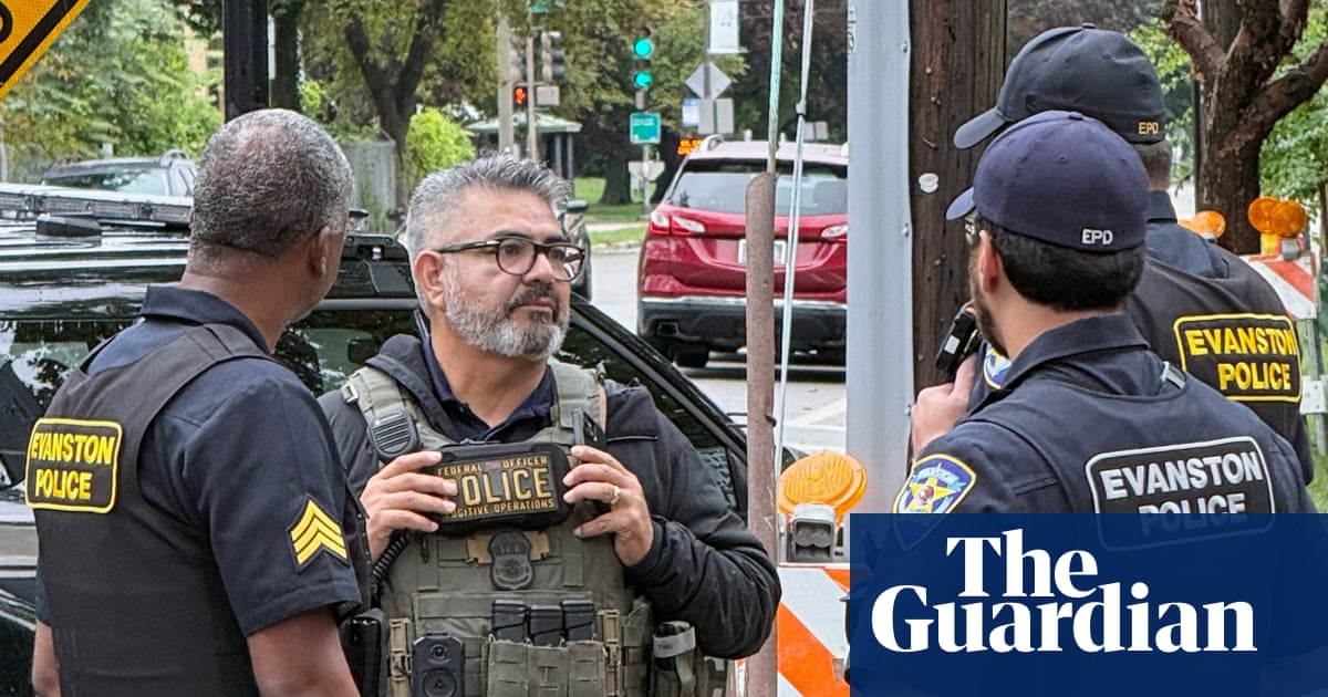 US citizen injured after ICE agents reportedly mistook him for fugitive | ICE (US Immigration and Customs Enforcement)