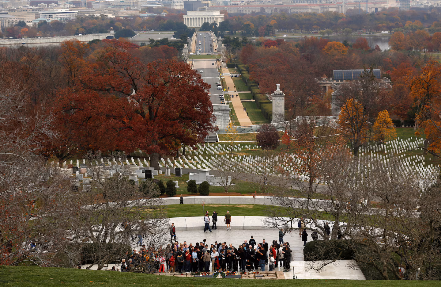Veterans make emergency request to block construction of Trump’s arch - The Washington Post