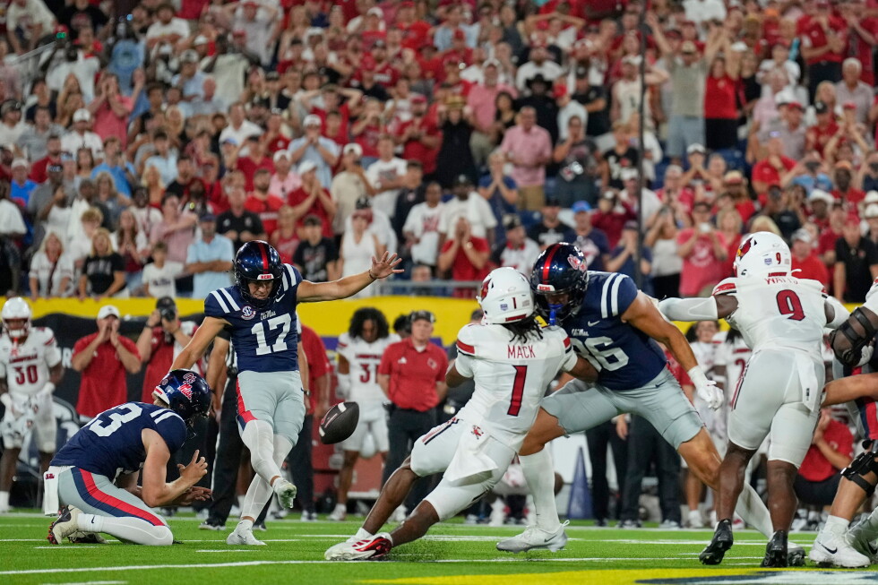 Wild 2nd half ends with Carneiro’s 48-yard winner for No. 9 Ole Miss over No. 24 Louisville