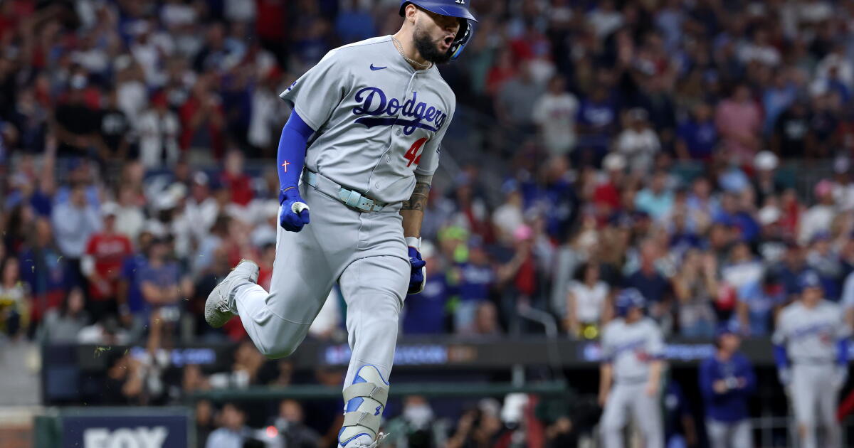 Andy Pages' clutch hit, sturdy bullpen carry Dodgers back to NLCS