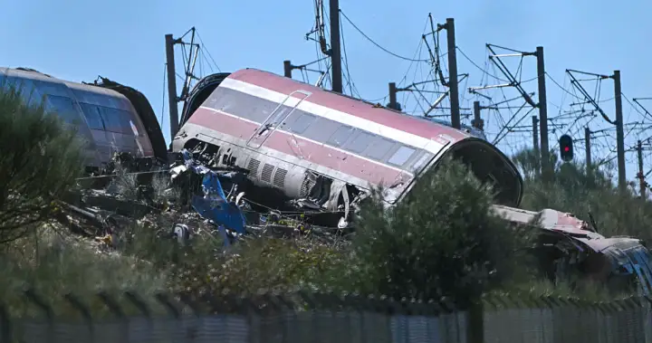 At least 30 dead, 80 injured in central Spain train crash - National